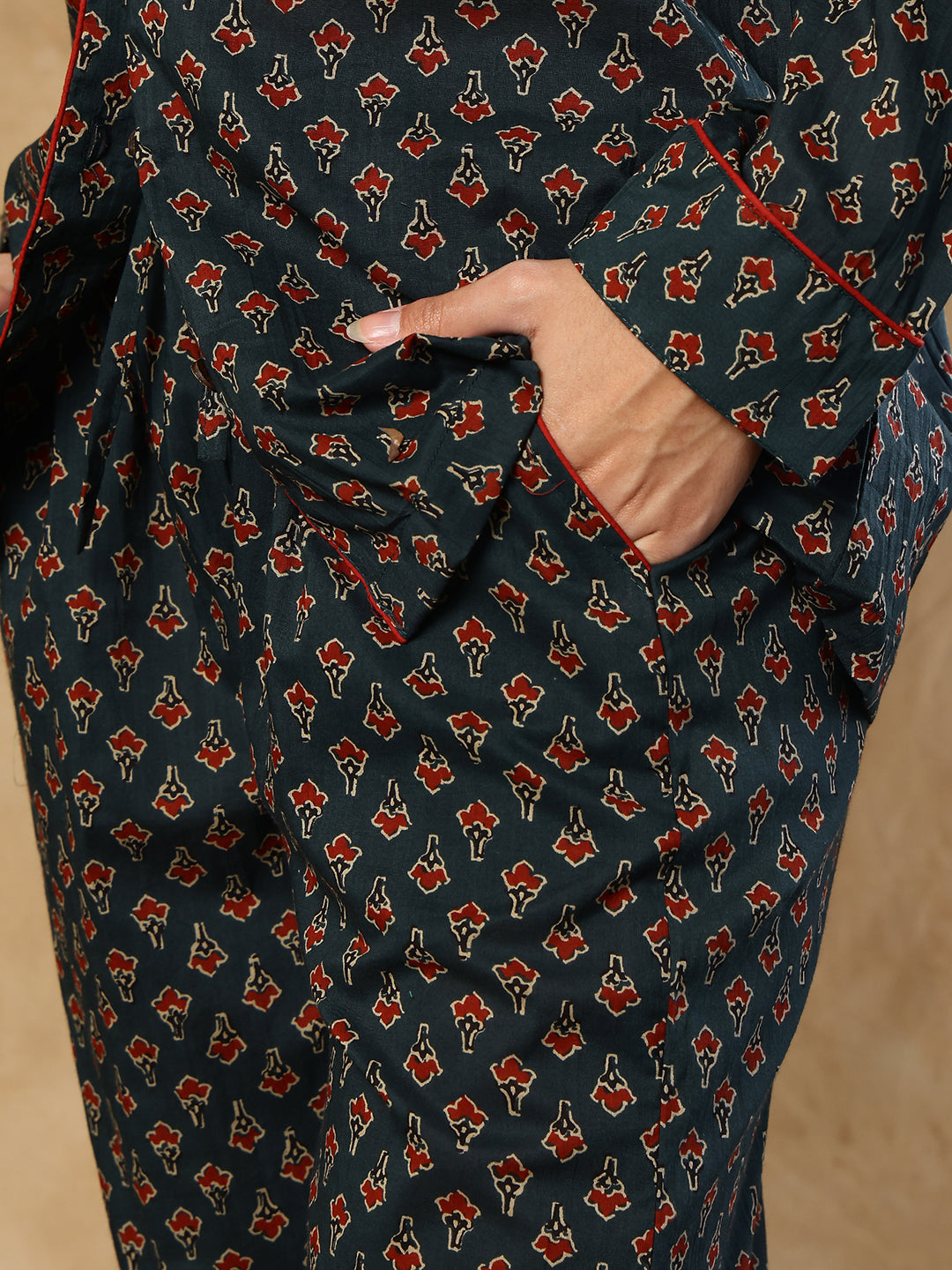 Sanam Booti Collar Night Suit