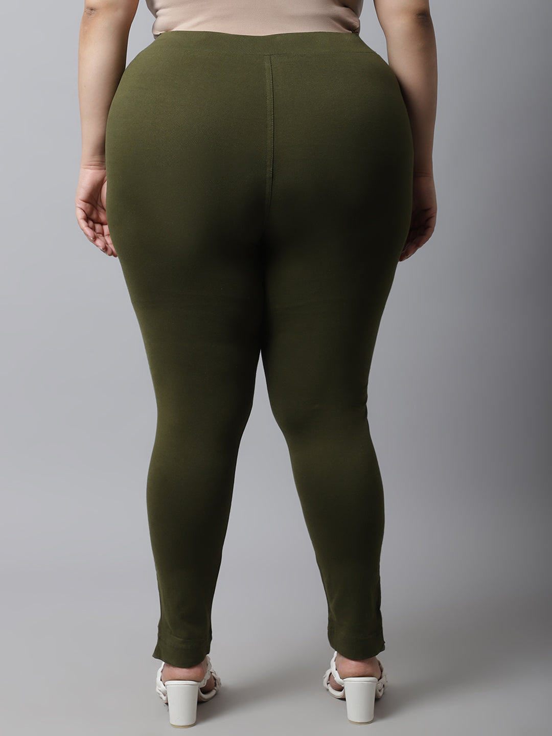 Olive Plus Pocket Pant