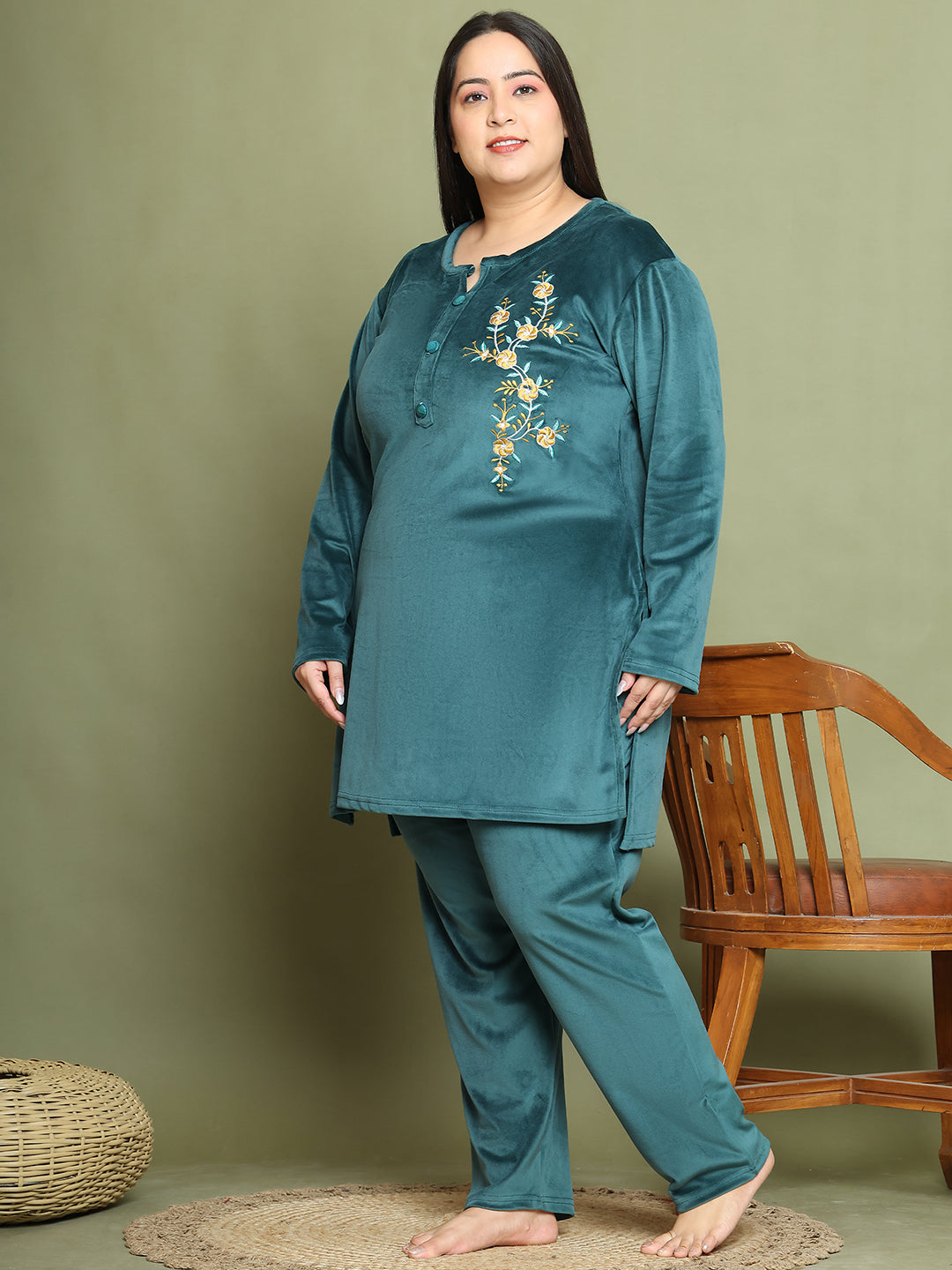 Bottle Green Embroidery Velvet Lounge Set