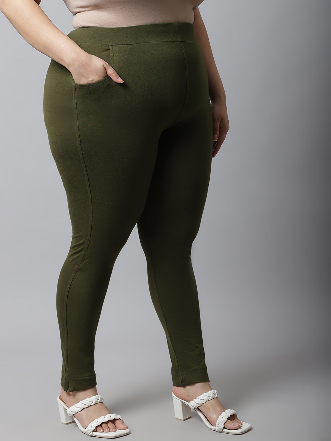 Olive Plus Pocket Pant