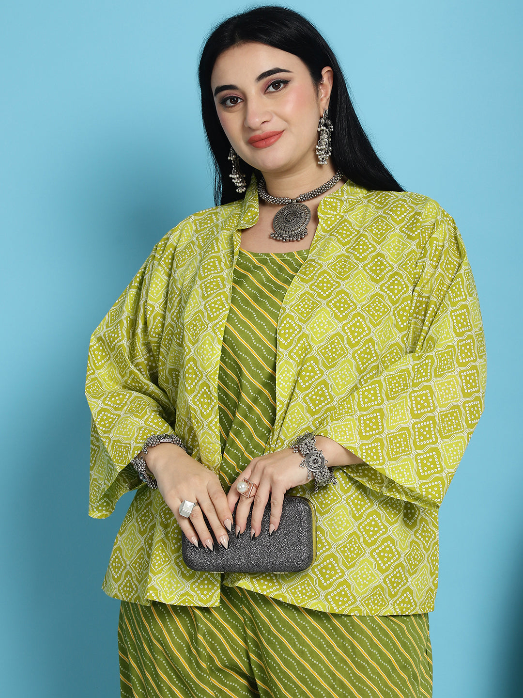 Plus Size Green Bandhani Leheriya Print Cotton Slip And Shrug With Pant Set