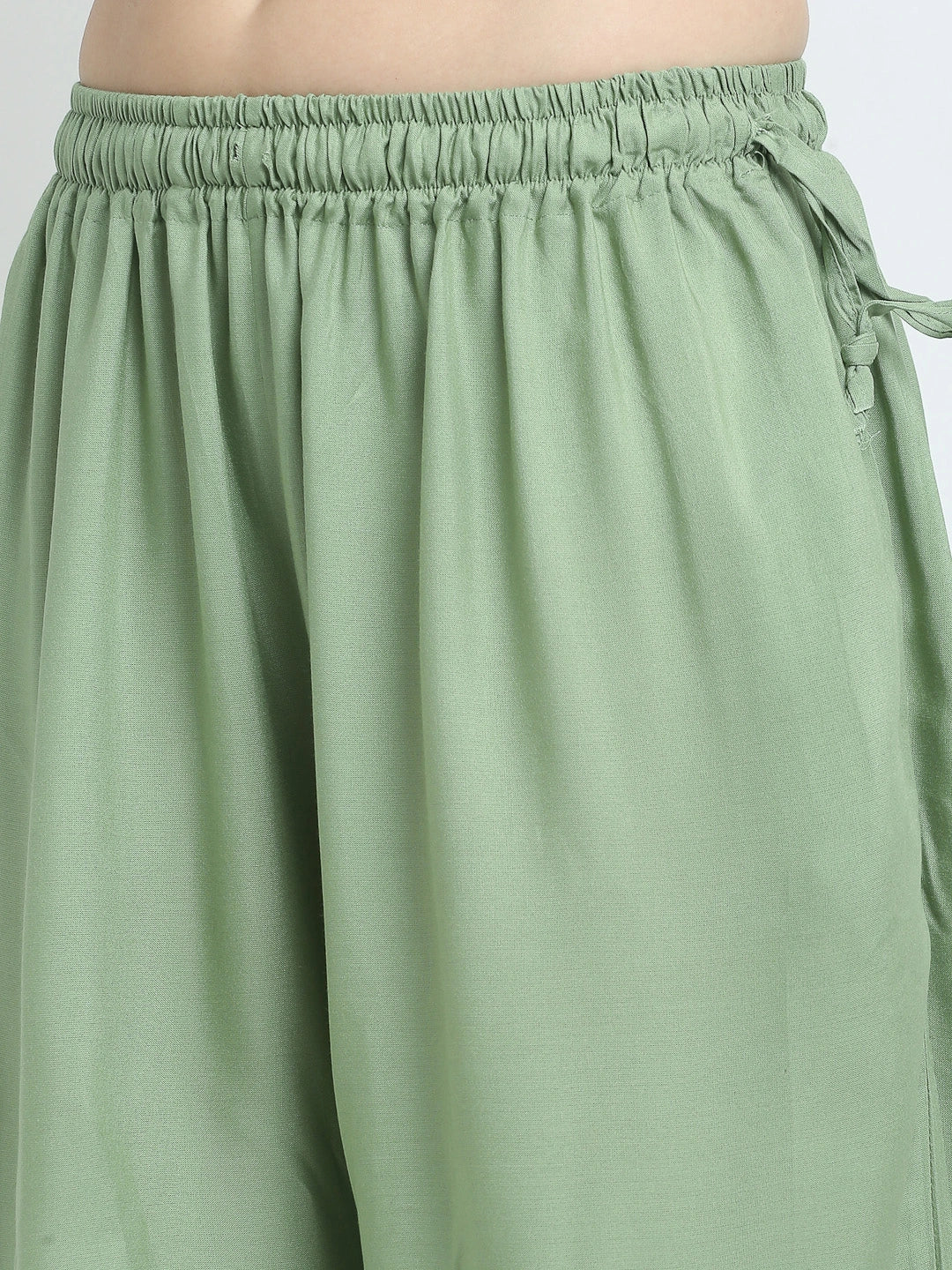 Pista Green Solid Rayon Pocket Palazzo