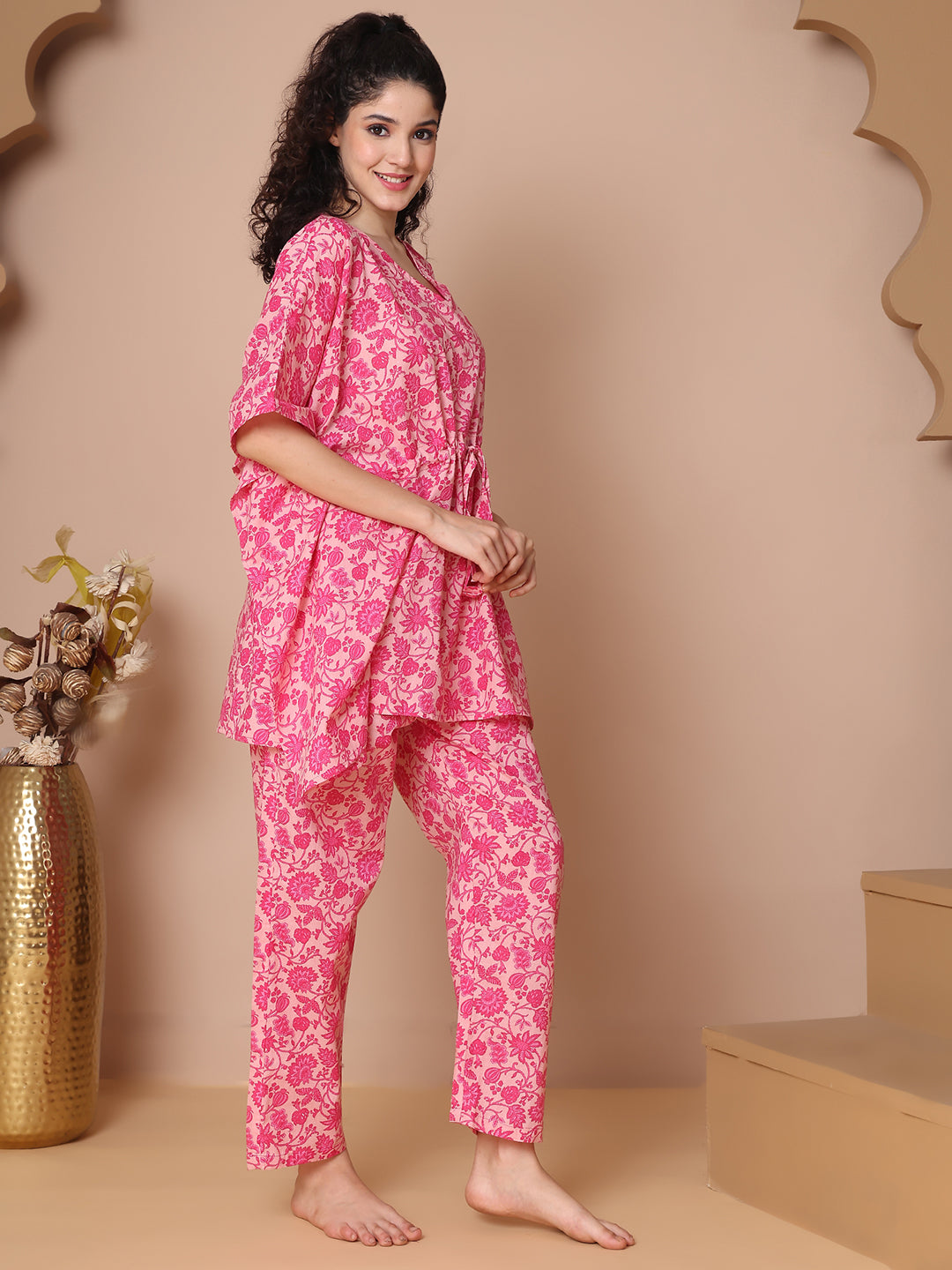 Gulabi Jaal Cotton Kaftan