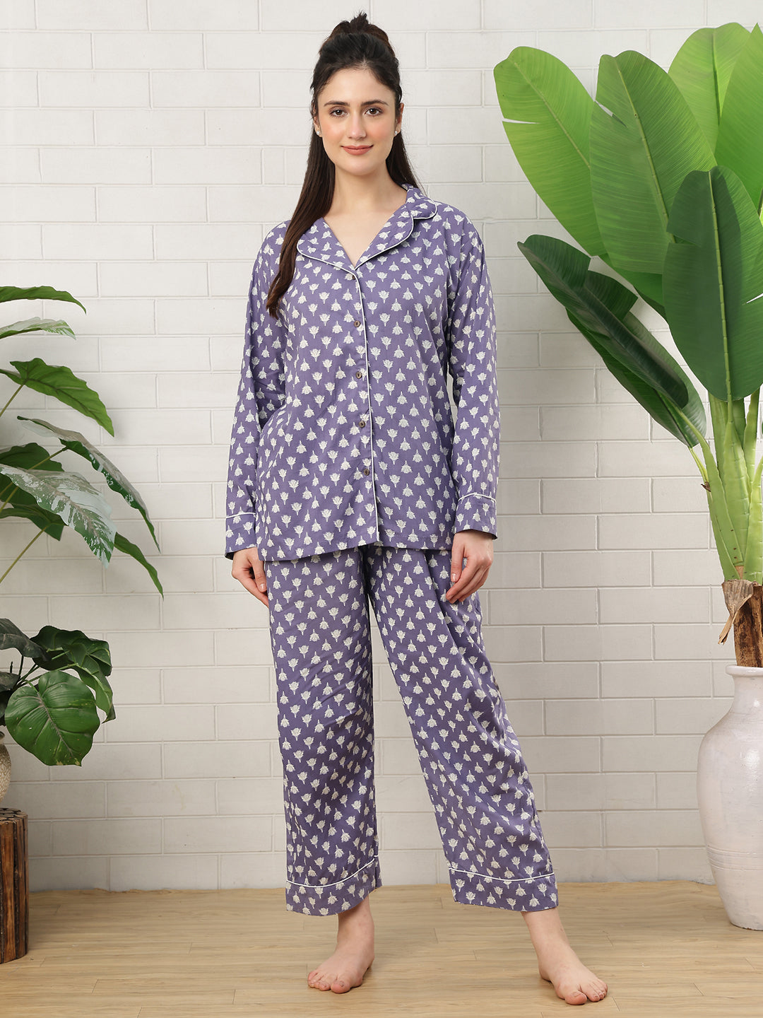Purple Daffodil Booti Collar Night Suit