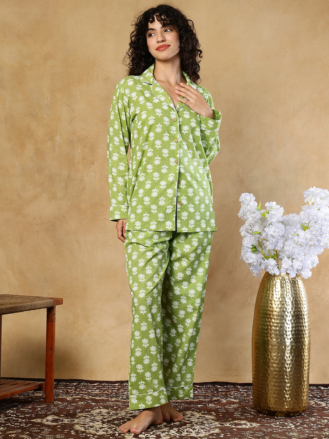 Fiza Booti Collar Night Suit
