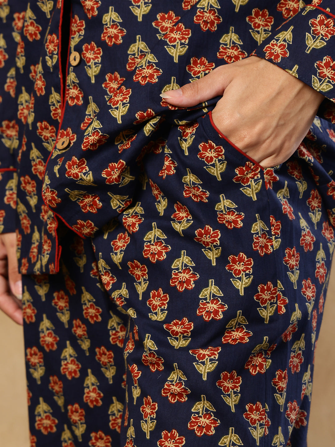Farah Booti Collar Night Suit