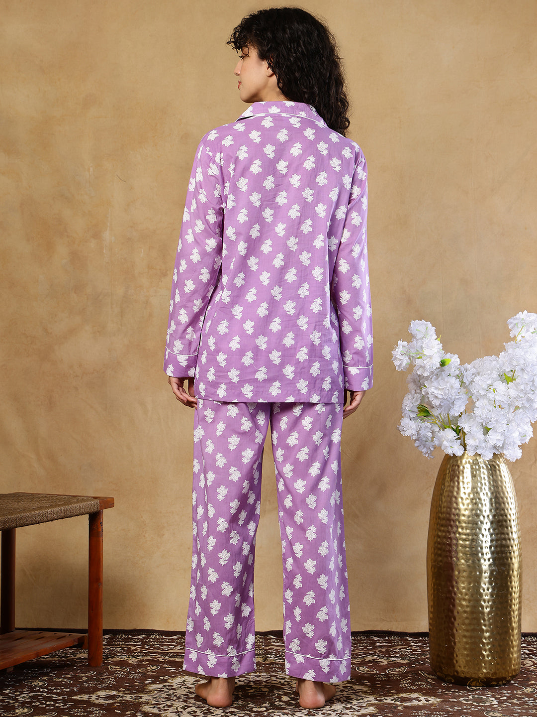 Lilly Booti Collar Night Suit