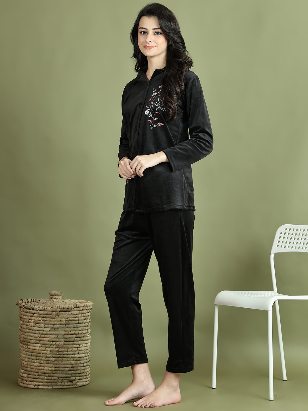 Black Embroidery Velvet Lounge Set