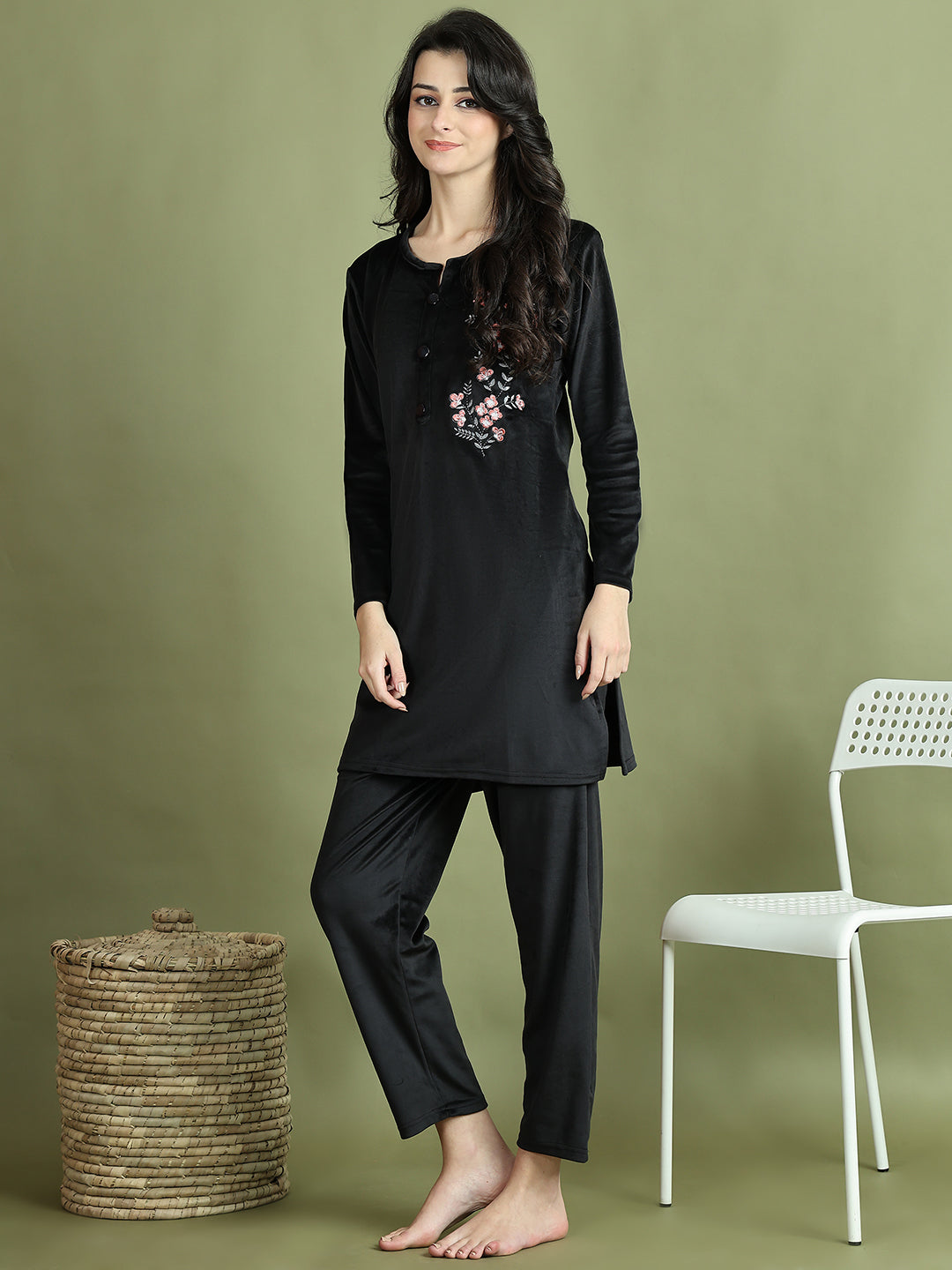 Black Embroidery Velvet Lounge Set