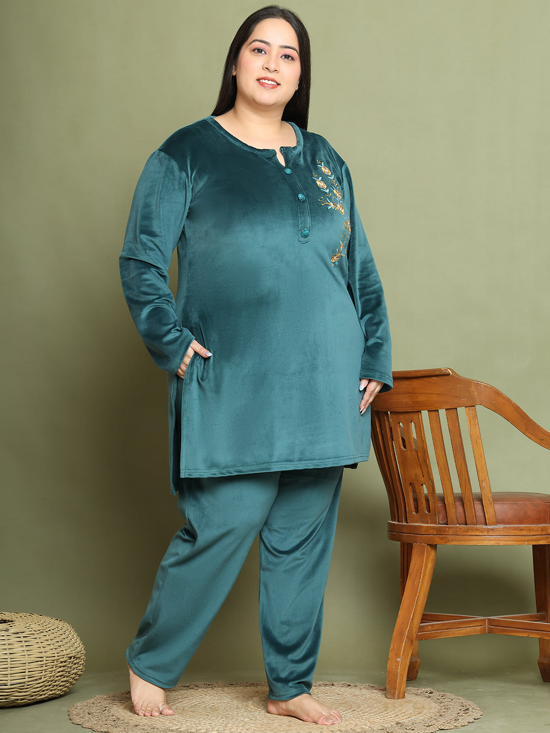 Bottle Green Embroidery Velvet Lounge Set