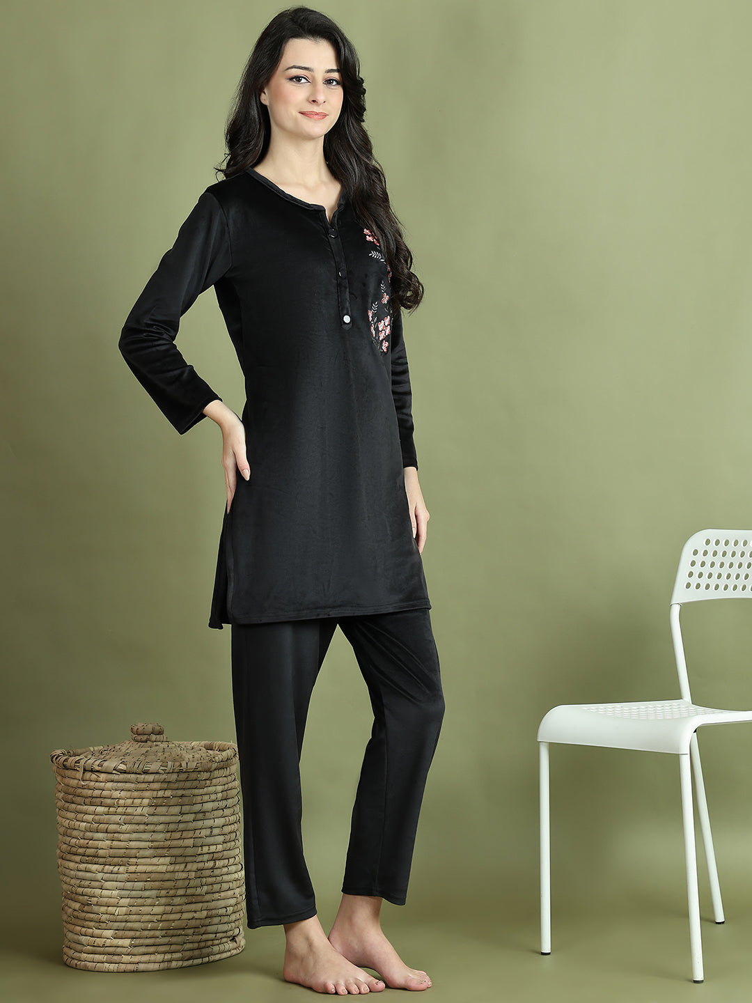 Black Embroidery Velvet Lounge Set