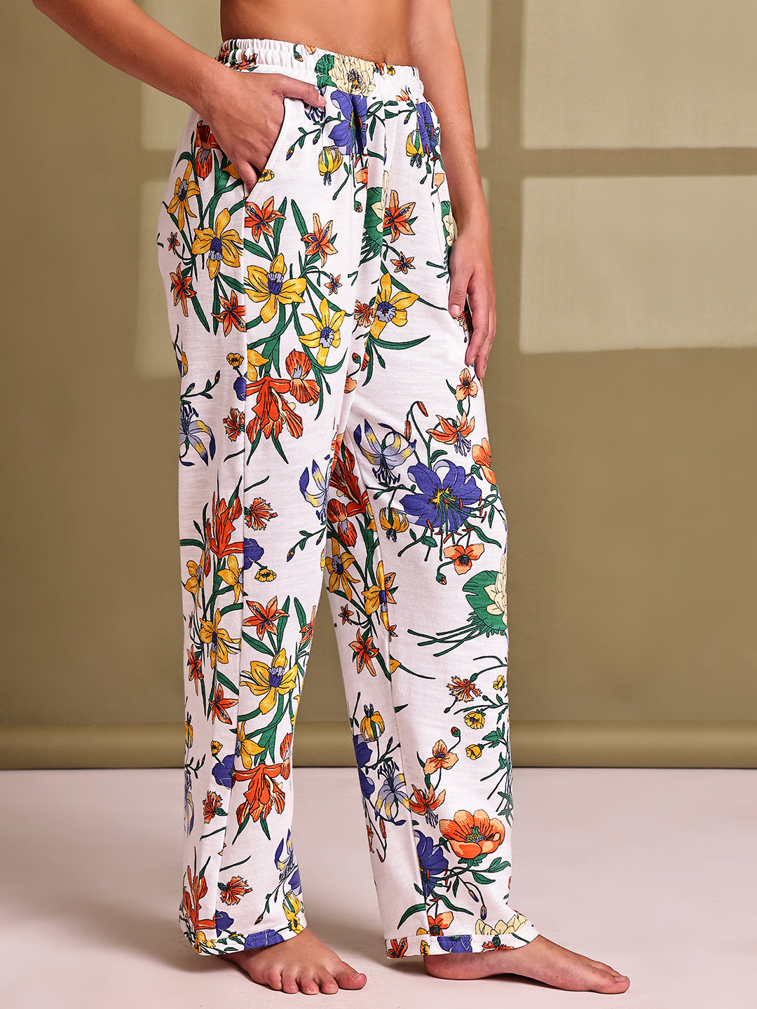 White flower Cotton Hosiery Lounge Pant