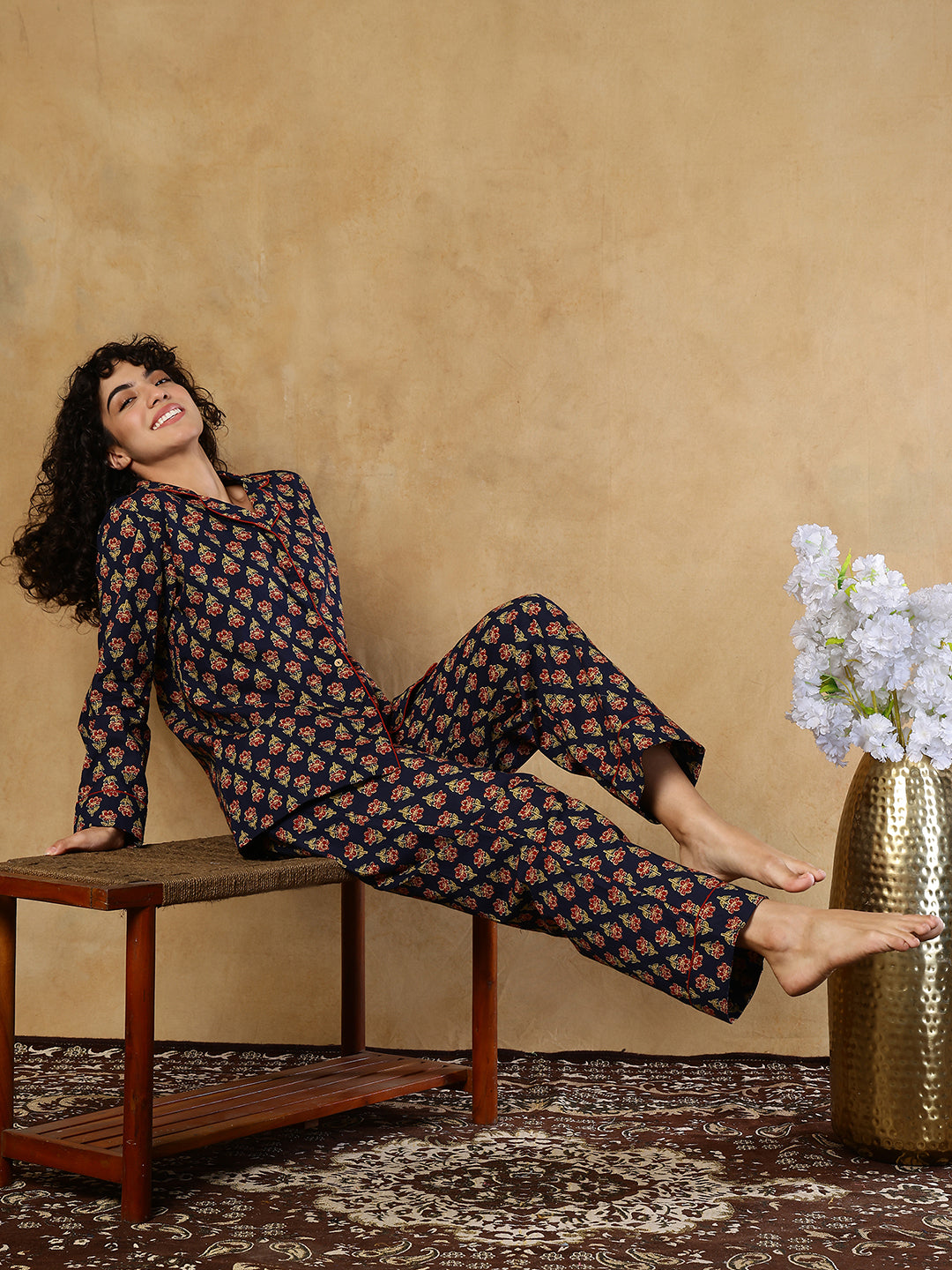 Farah Booti Collar Night Suit