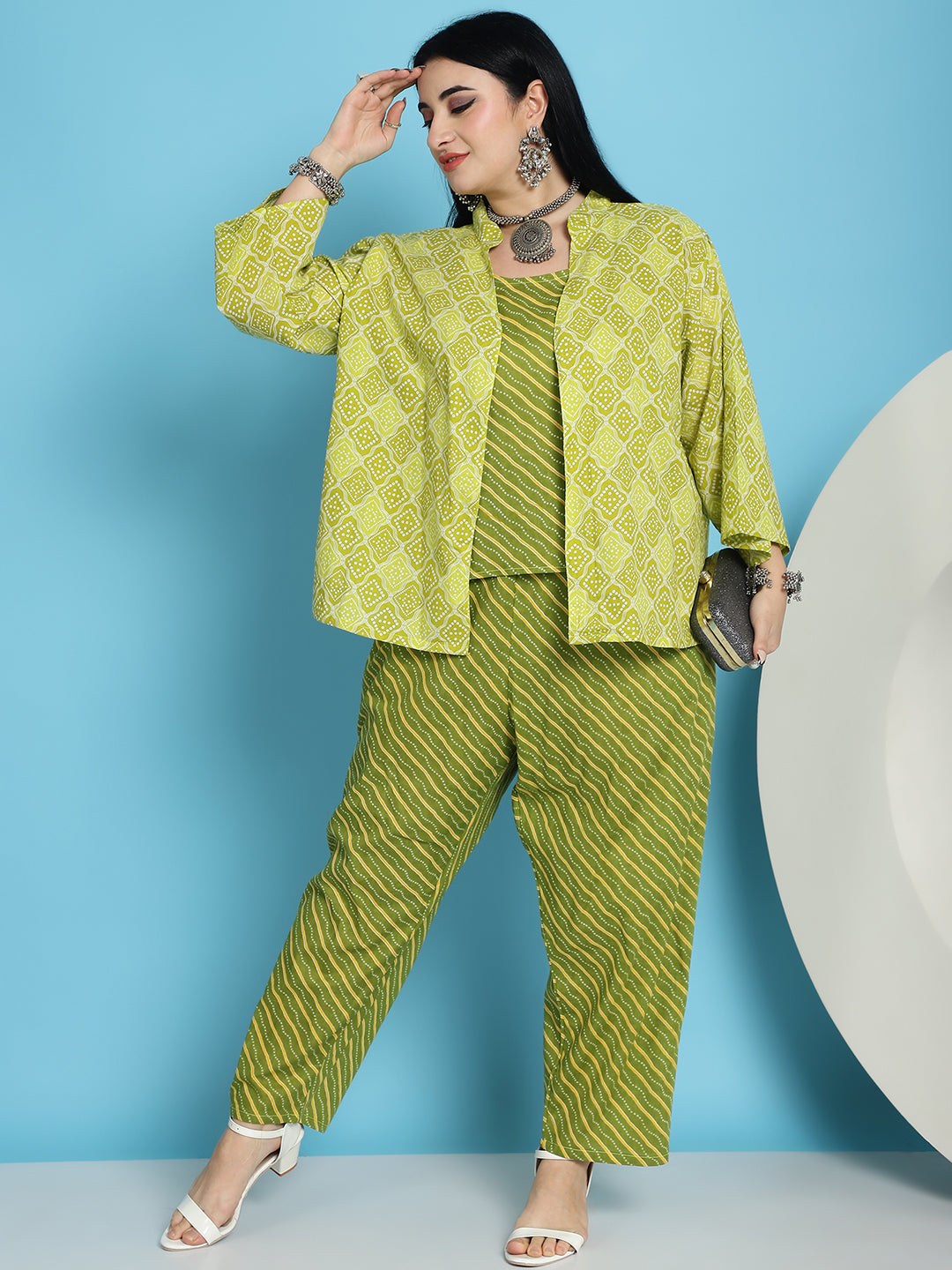 Plus Size Green Bandhani Leheriya Print Cotton Slip And Shrug With Pant Set