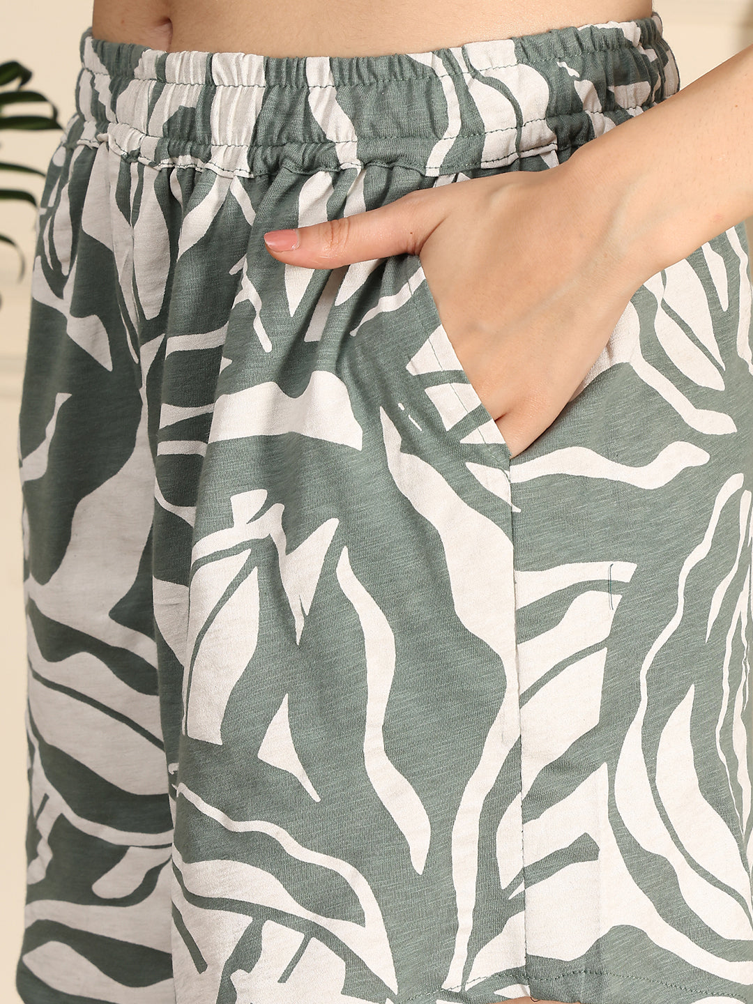 Zen Ferns Knitted Lounge Shorts