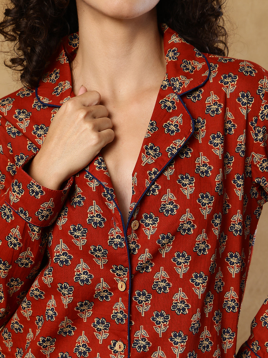 Seher Booti Collar Night Suit