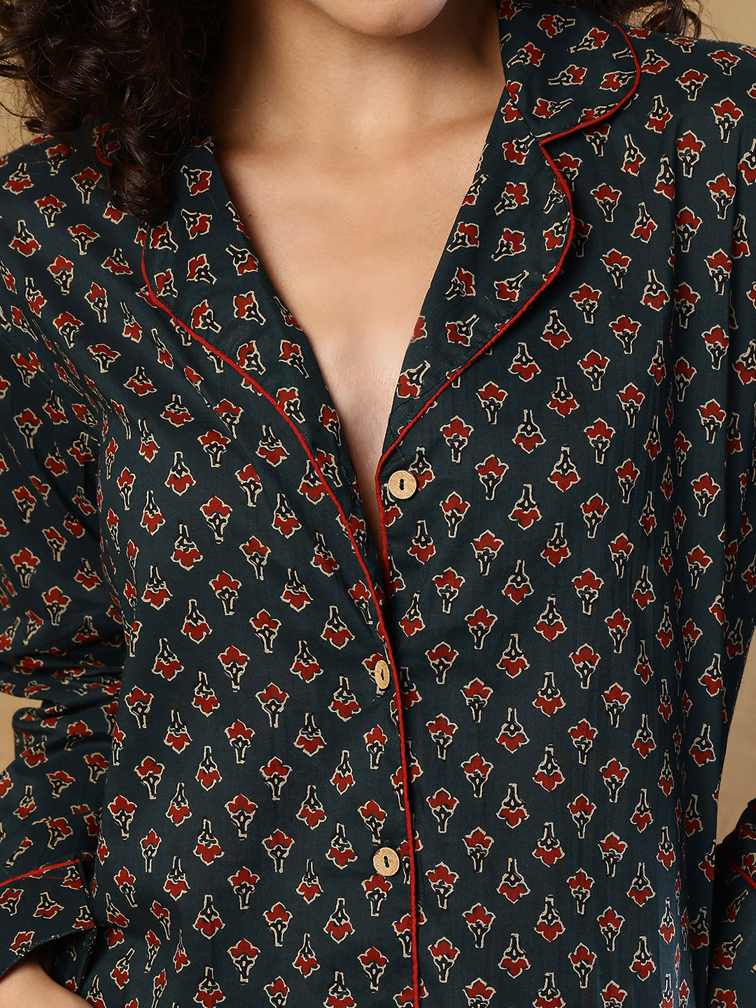 Sanam Booti Collar Night Suit