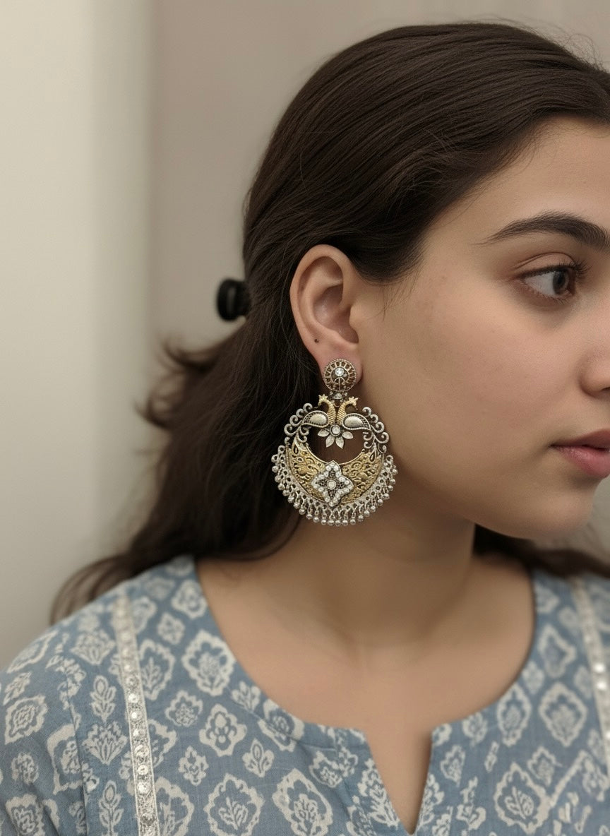 Kahaani Earrings Set of 2