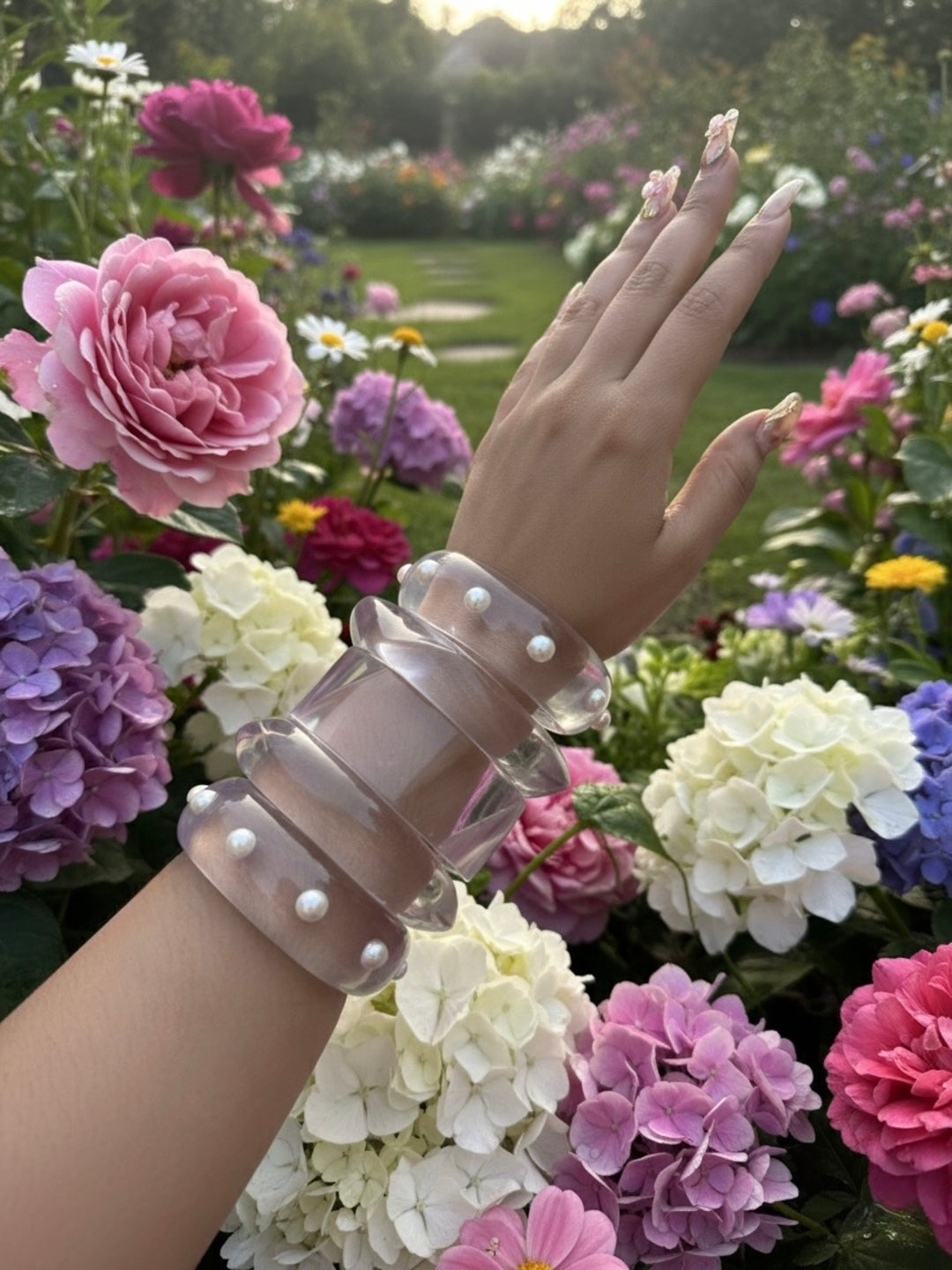 Shelly Belly Resin Bangles-Set of 5