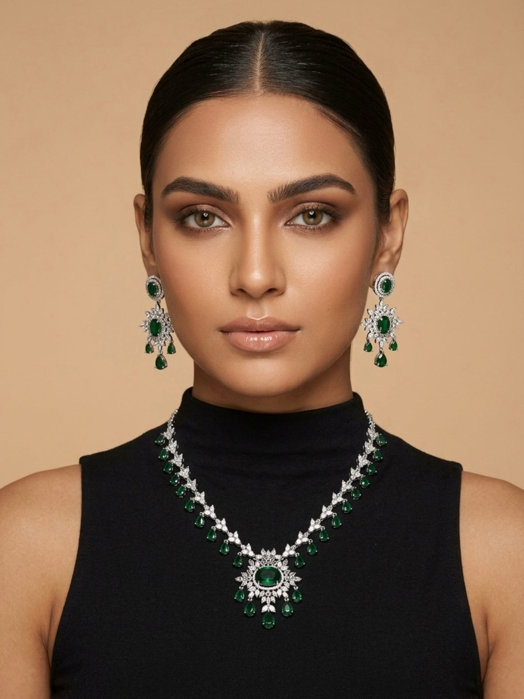 Emerald Queen Jewellery Set