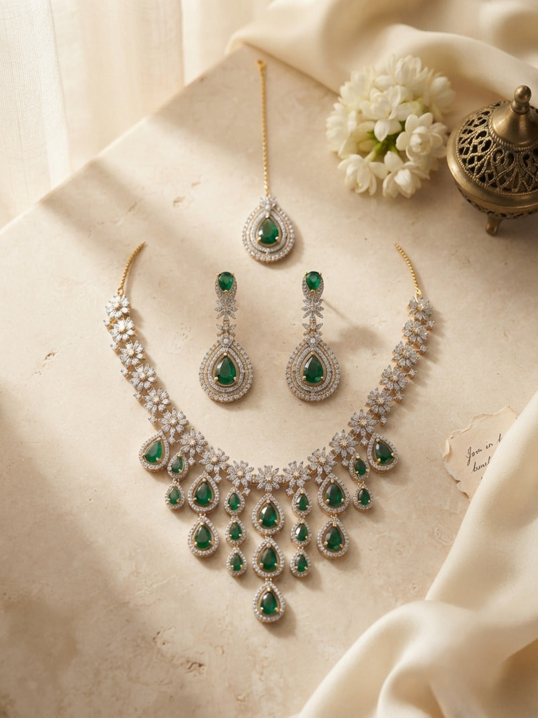 Nora Royals AD Jewellery Set with Mangtika