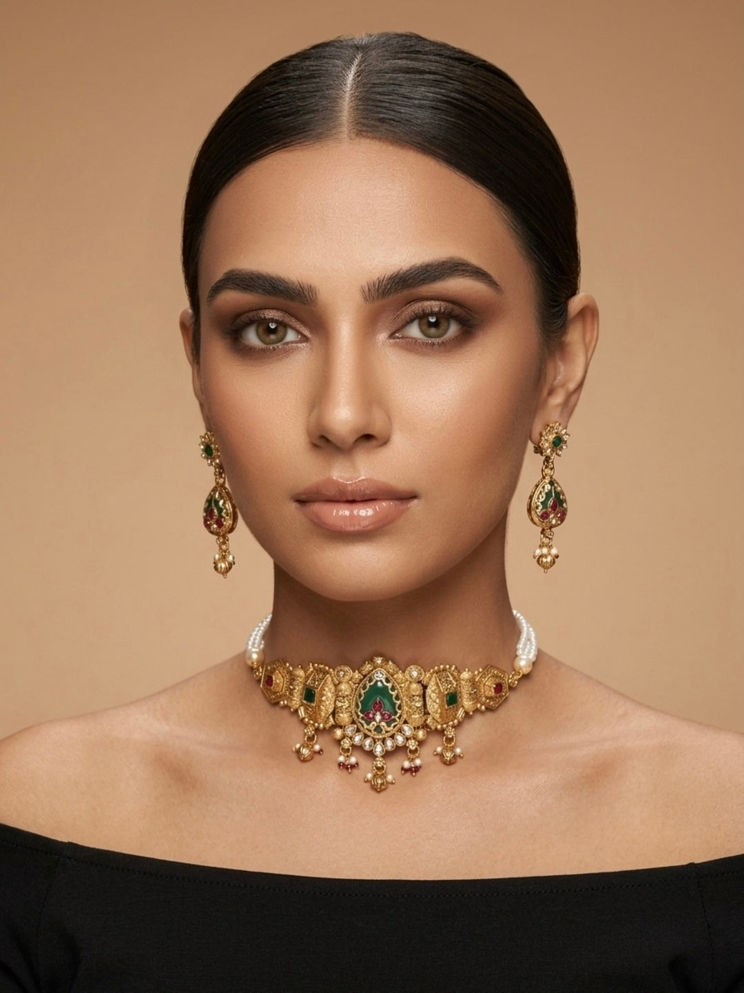 Kaashi Bai Jewellery Set