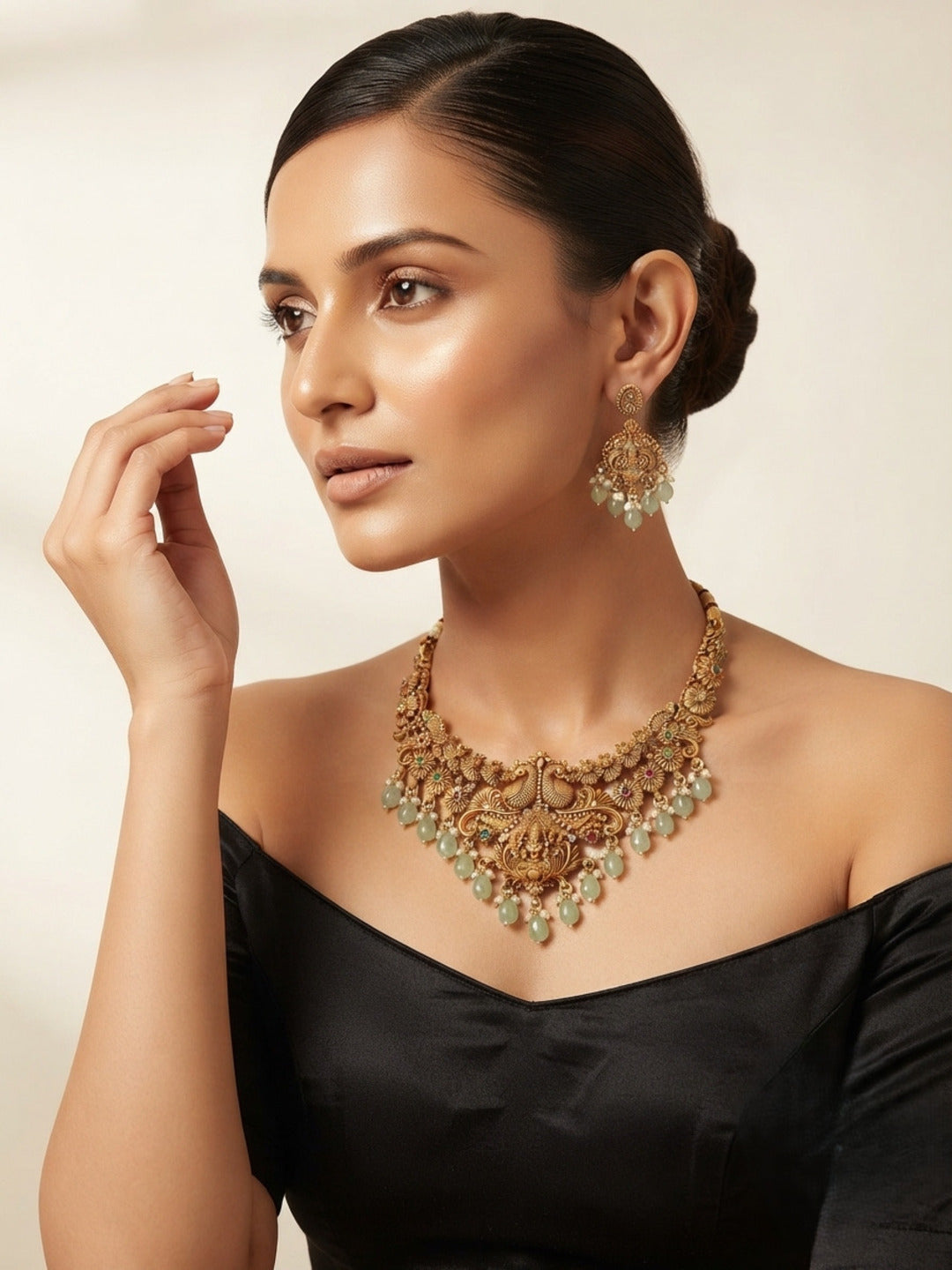Mayur Rani Laxmi Temple Jewellery Set
