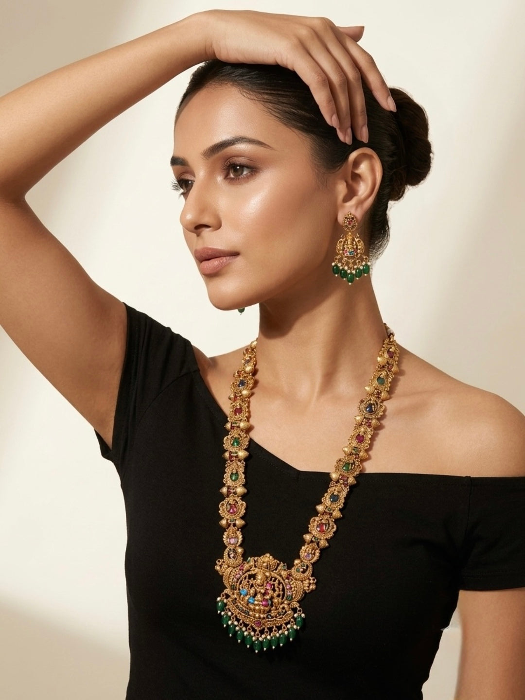 Nitya Long Jewellery Set