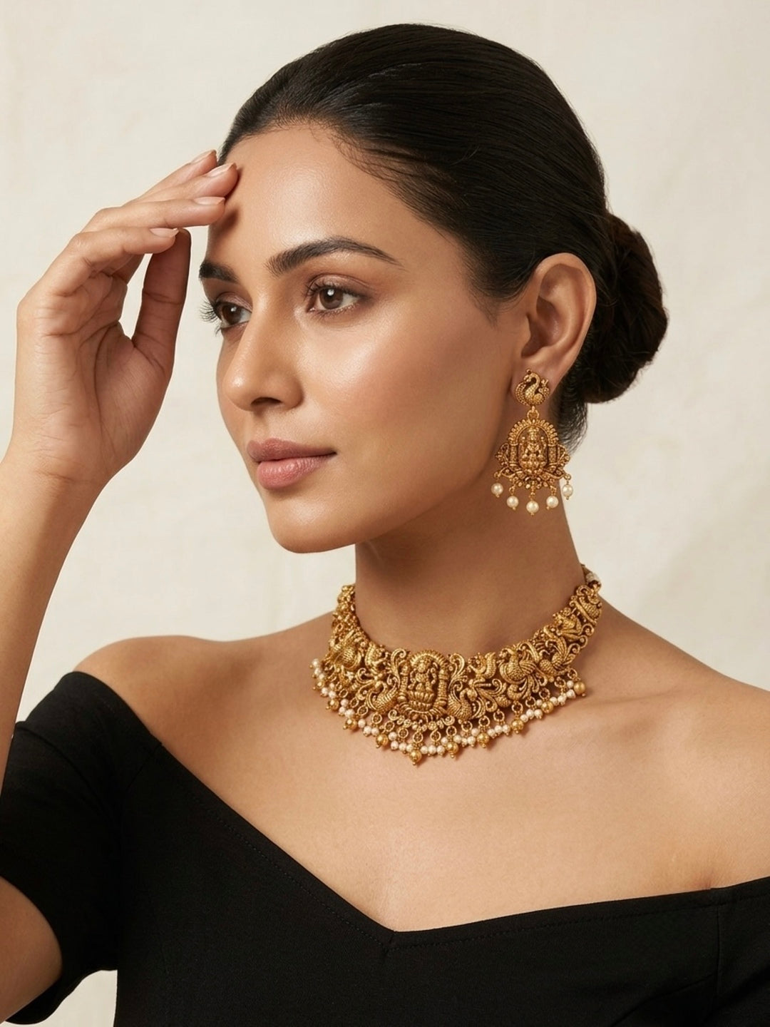 Mogra Jewellery Set